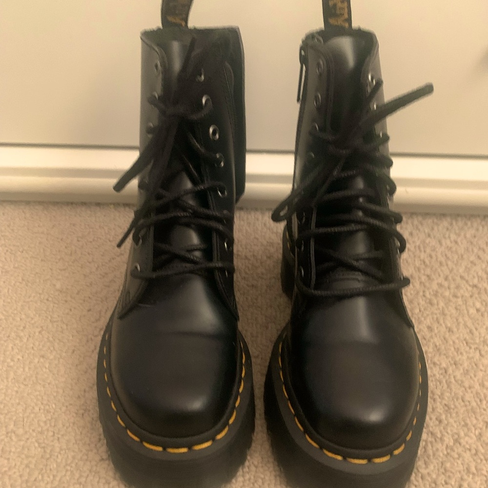 Doc Marten Women’s/Girls size 5 boots.  Worn once just a bit too small.